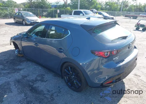 2025 Mazda Mazda3 Hatchback 2.5 Turbo Premium Plus z USA, uszkodzony, nr VIN JM1BPBNY2S1756151